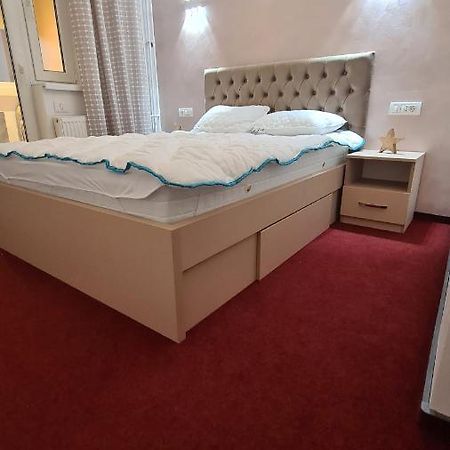 Studio Albert Râmnicu Vâlcea Eksteriør billede